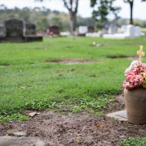 Why Waiting for a Headstone Can Be Difficult: How Memorial Markers Can Help